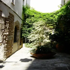 https://portal-del-angel-barcelonastuff-apartments.topbarcelonahotels.com