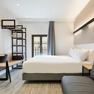 2* מלון Acta Bcn 40