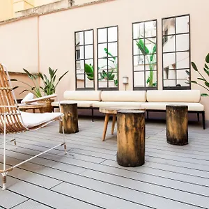 https://arago-executive-apartments-aspasios.topbarcelonahotels.com